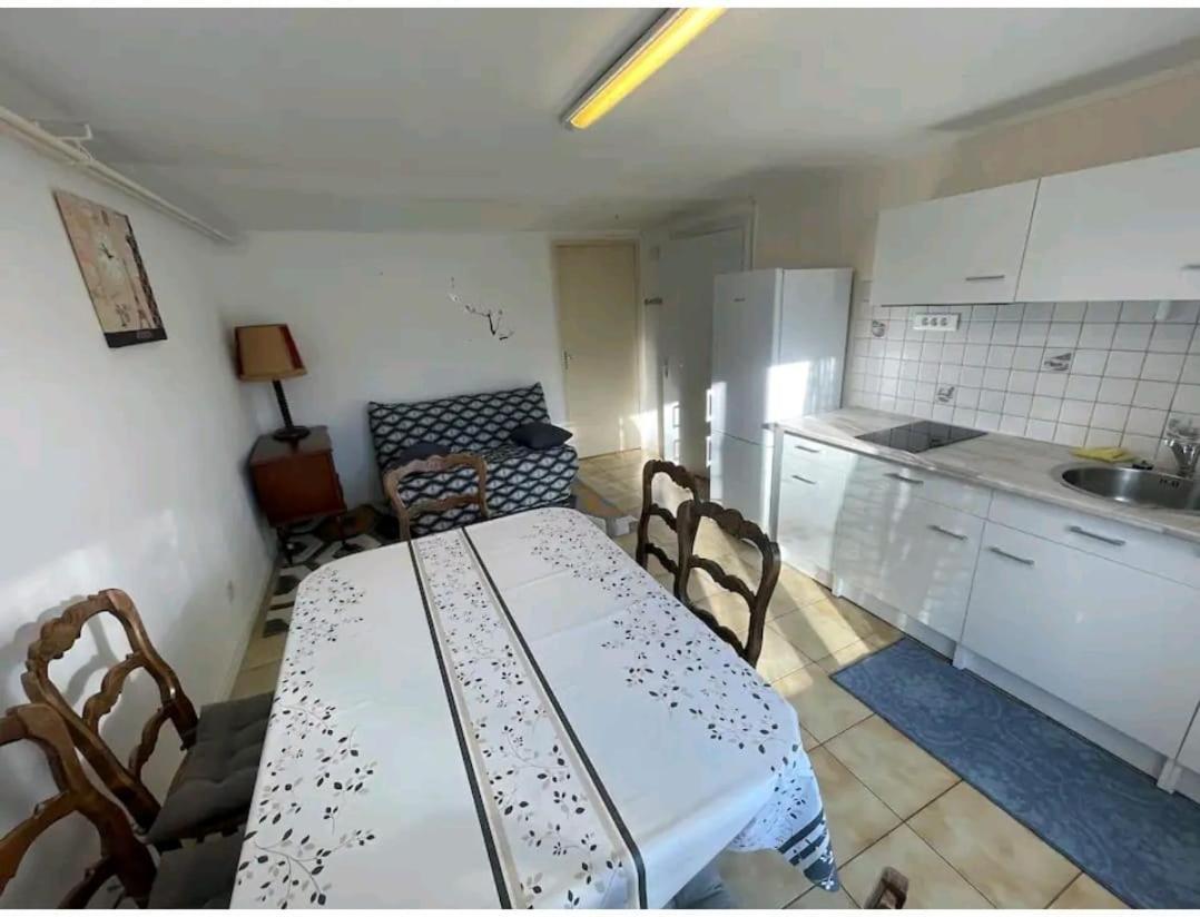 -Comme à la Maison- Jardin, Véranda, Idéal familles et Business Niort Exterior foto