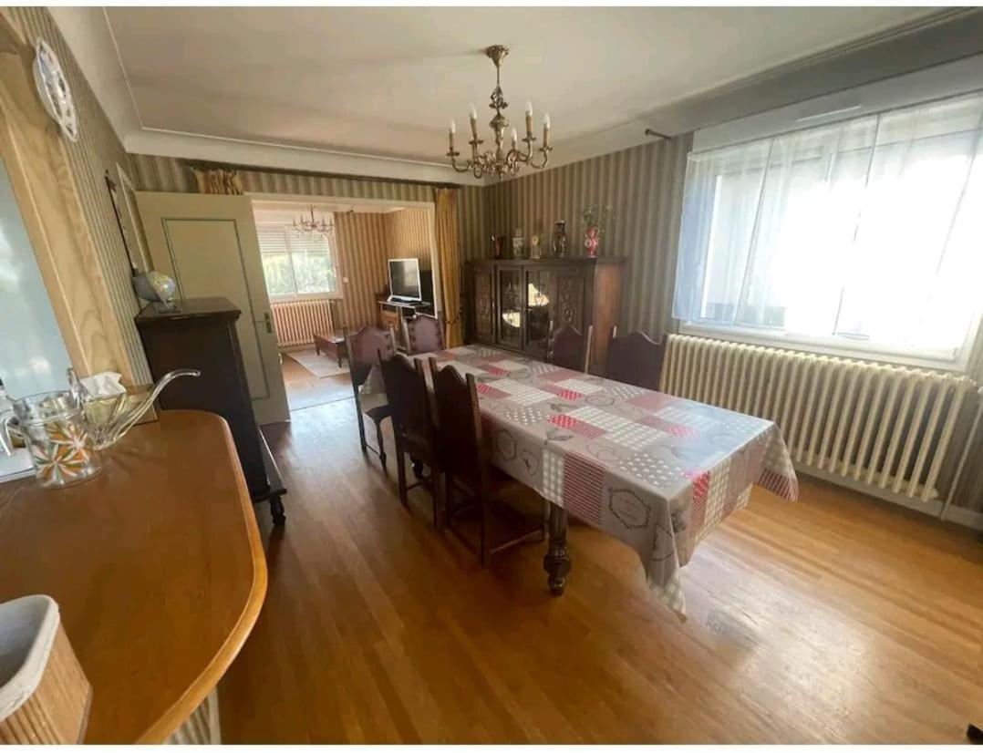 -Comme à la Maison- Jardin, Véranda, Idéal familles et Business Niort Exterior foto